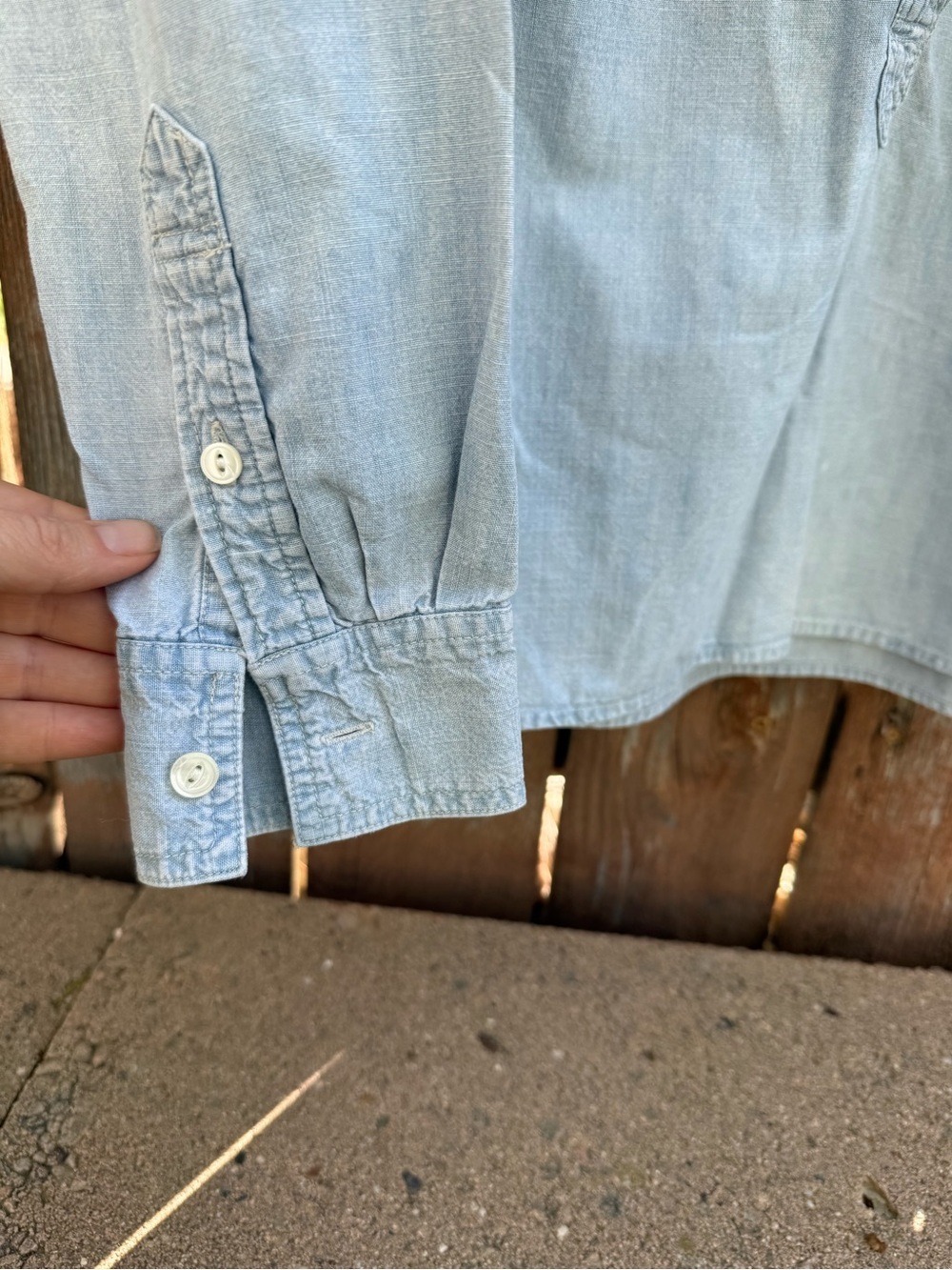 J Crew Women’s Light Blue Denim Rodeo Cowgirl Long Sleeve Shirt Size Small - Picture 4 of 10